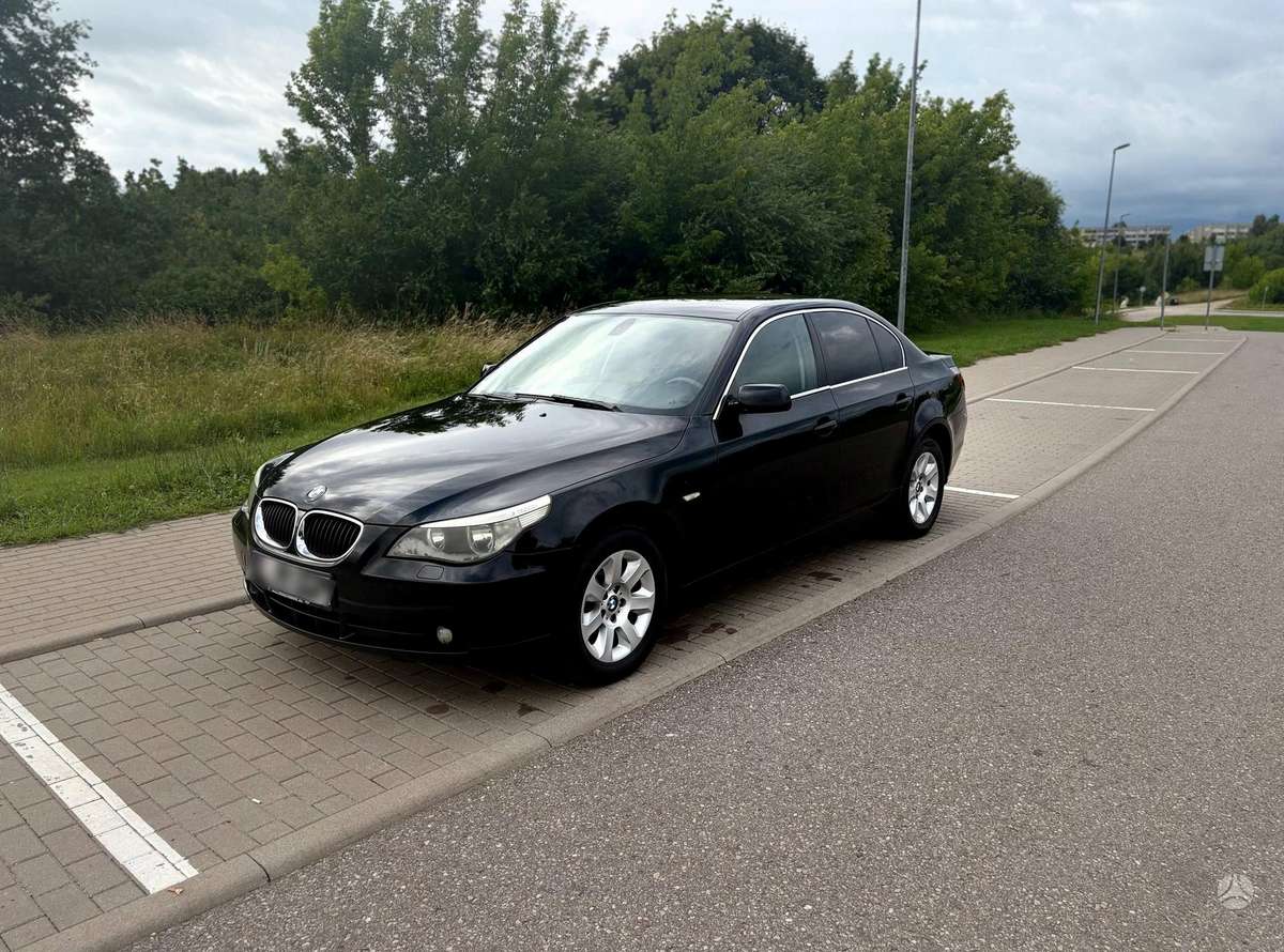 BMW 525, 2.5 l., Седан
