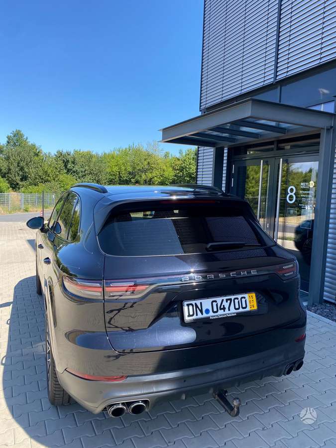 Porsche Cayenne - 3