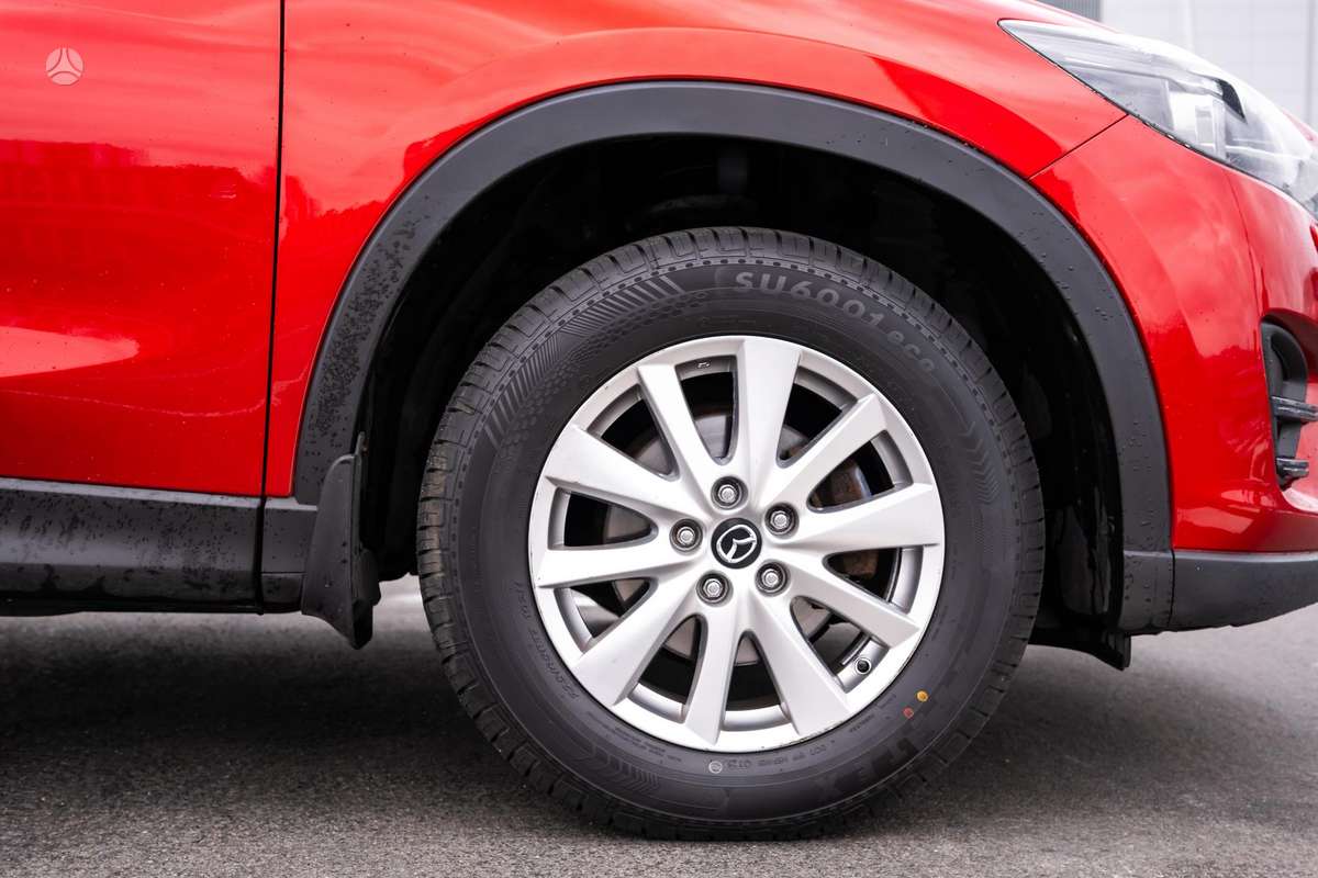 Mazda CX-5, 2.2 l., off-road / crossover