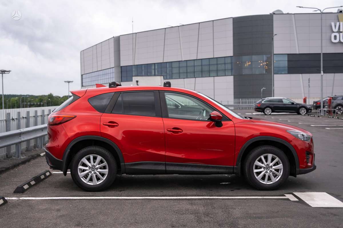 Mazda CX-5, 2.2 l., off-road / crossover