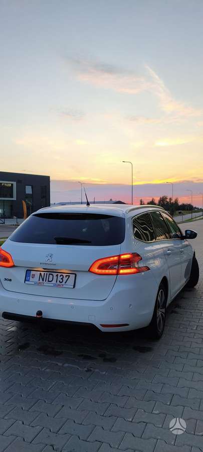 Peugeot 308, 1.2 l., Универсал