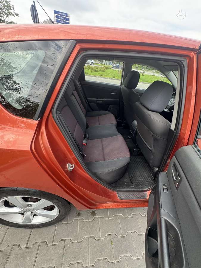 Mazda 3, 1.6 l., hatchback