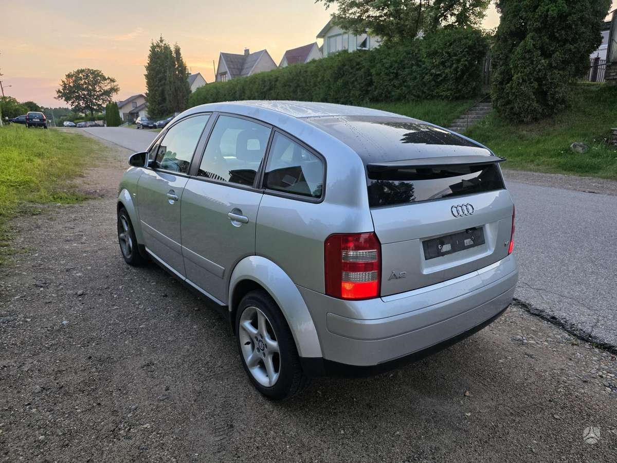 Audi A2, 1.4 l., Хэтчбек