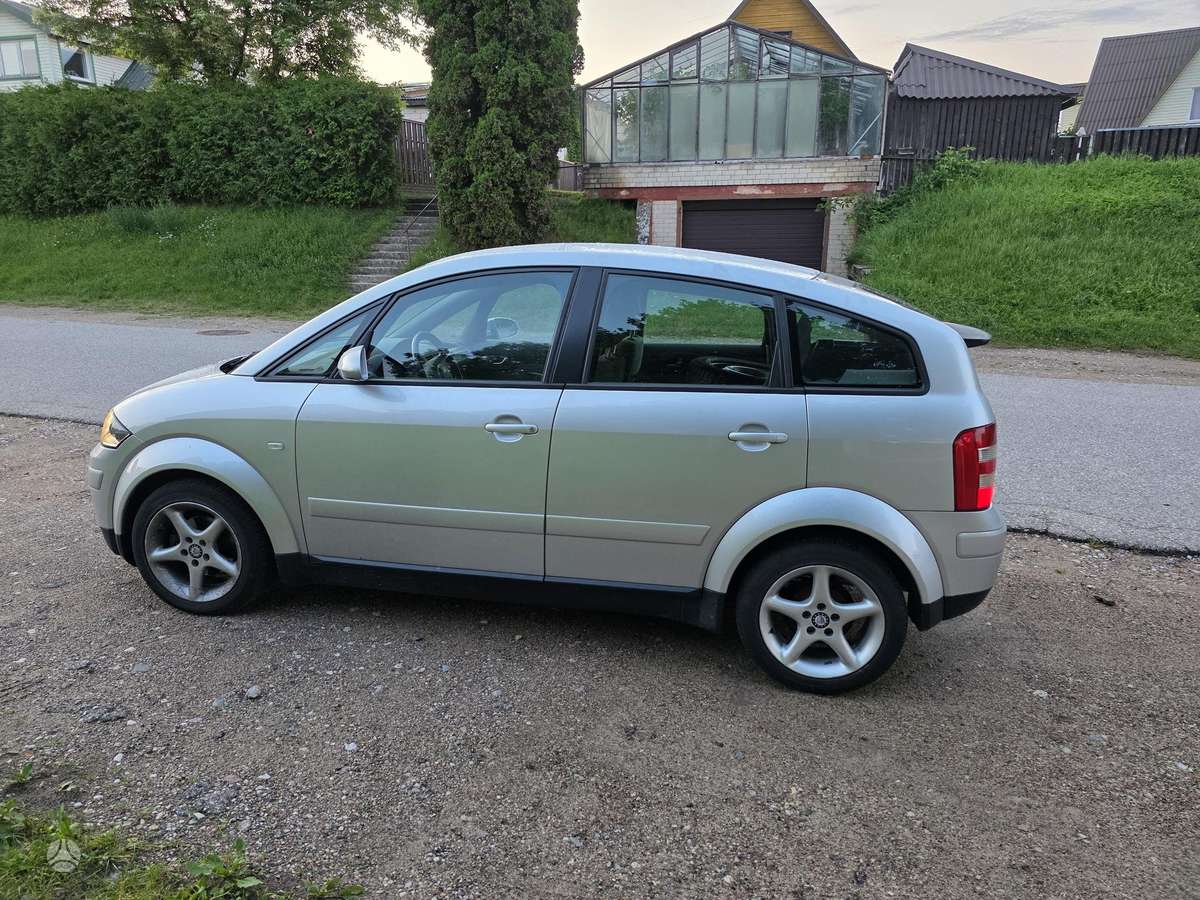 Audi A2, 1.4 l., hatchback