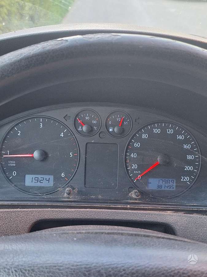 Volkswagen Transporter - 10