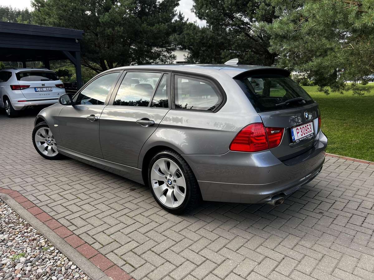 BMW 320, 2.0 l., wagon