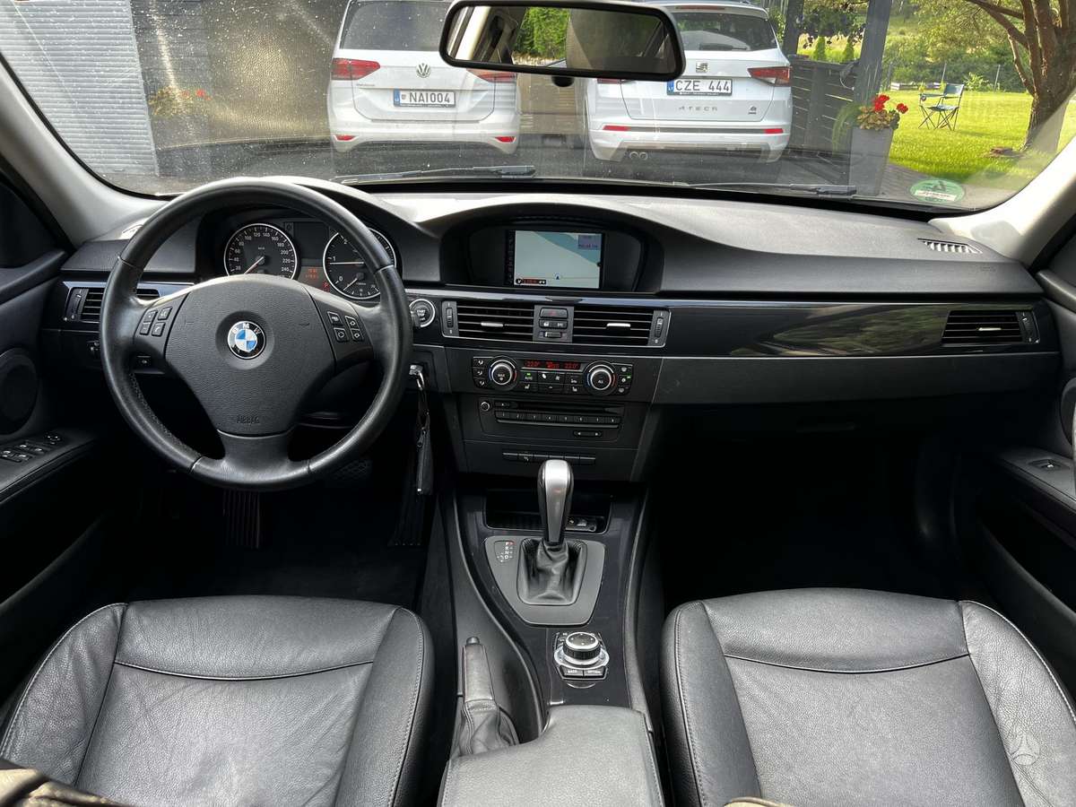 BMW 320, 2.0 l., universalas