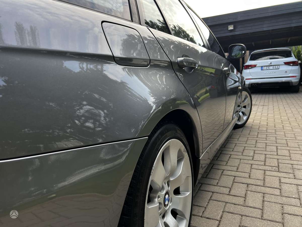 BMW 320, 2.0 l., wagon