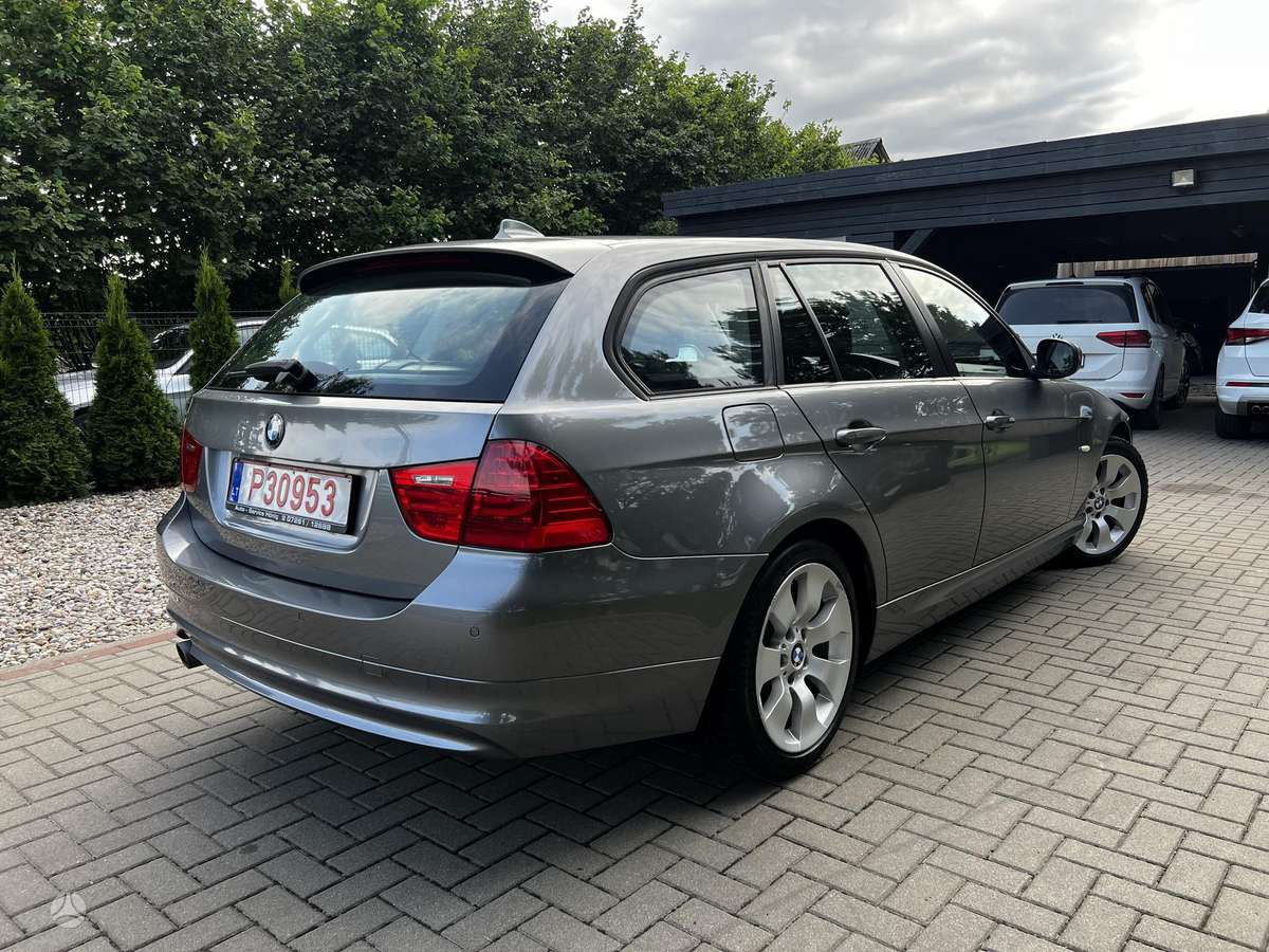 BMW 320, 2.0 l., wagon