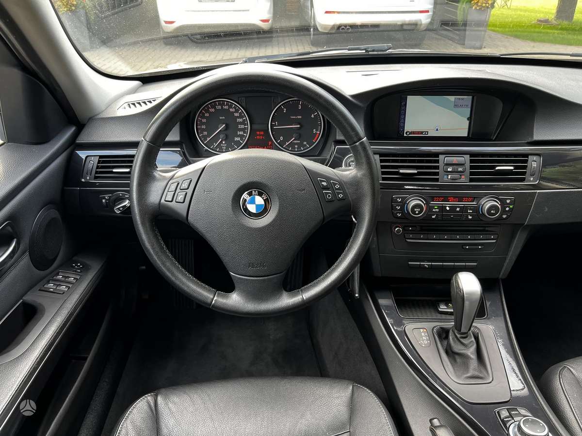 BMW 320, 2.0 l., Универсал