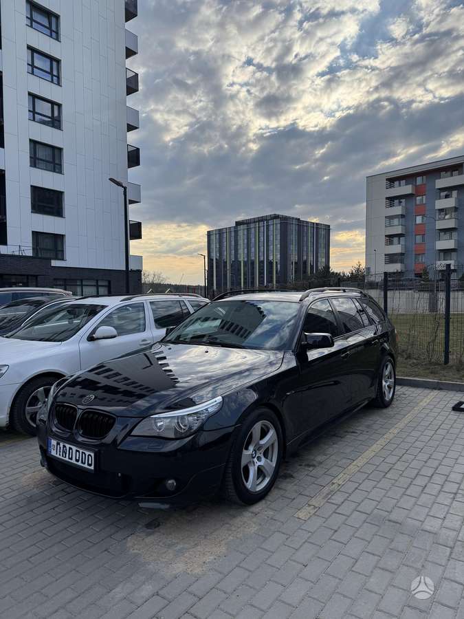 BMW 525, 2.5 l., universalas