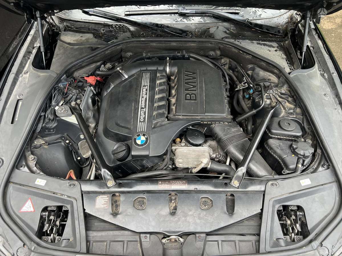 BMW 535, 3.0 l., Седан
