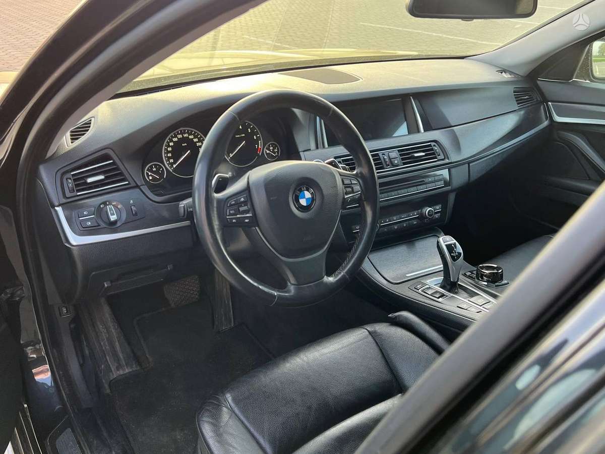 BMW 535, 3.0 l., Седан
