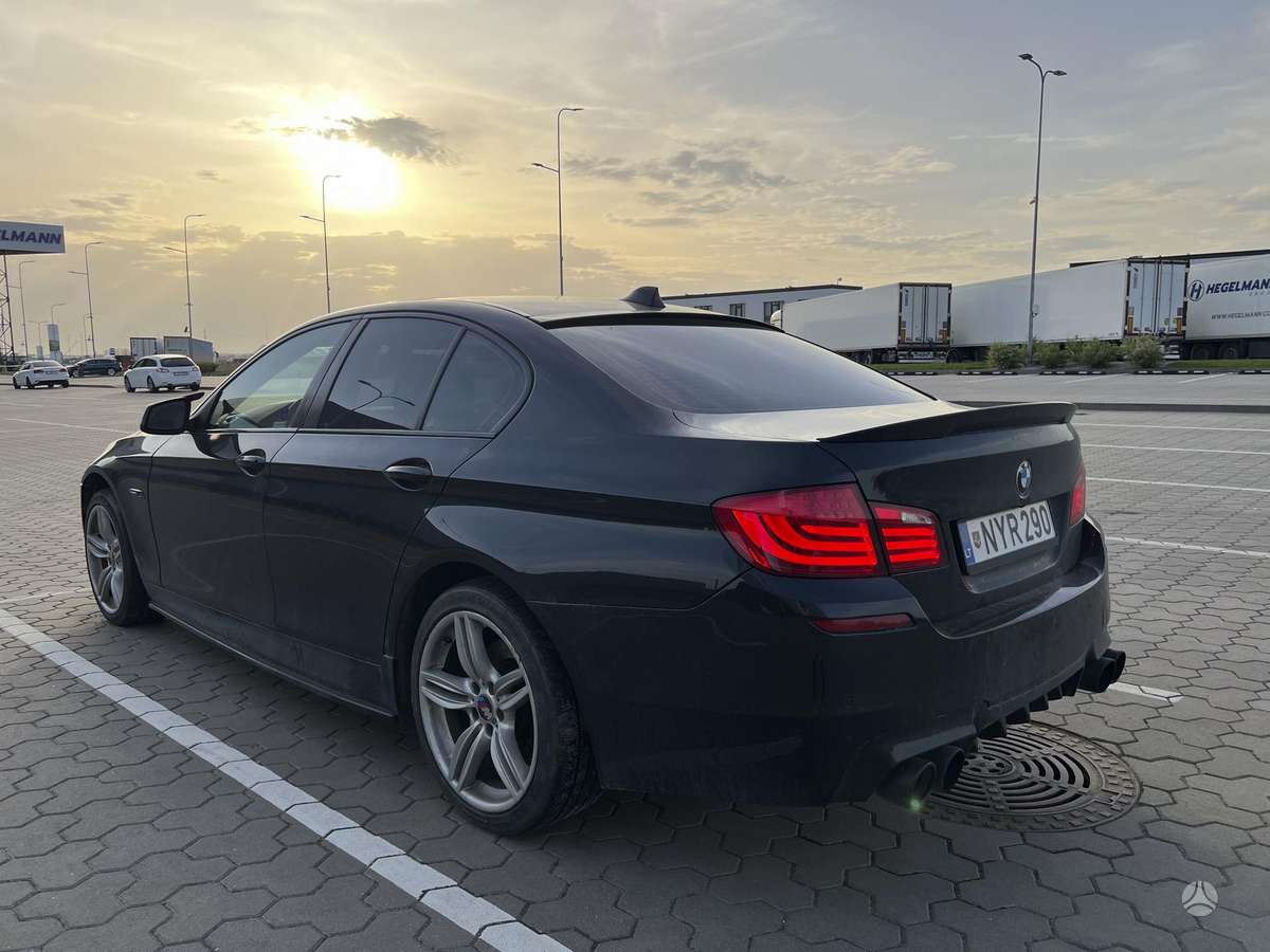 BMW 535, 3.0 l., Седан