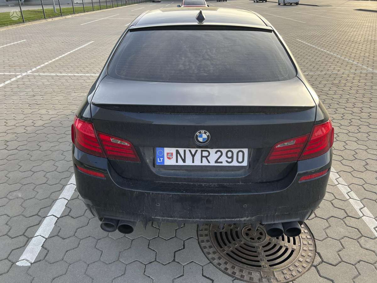 BMW 535, 3.0 l., Седан