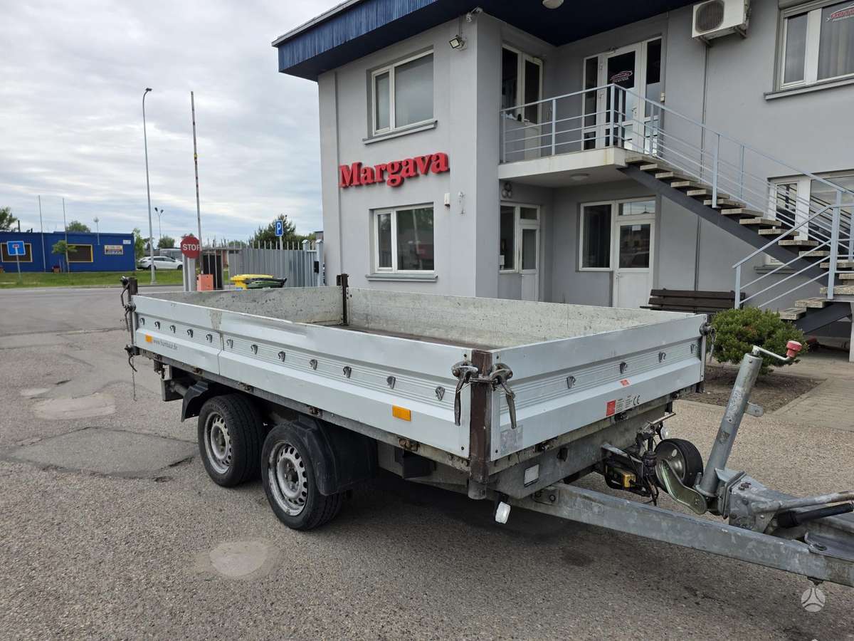 Humbaur, spec. priekabos / puspriekabės