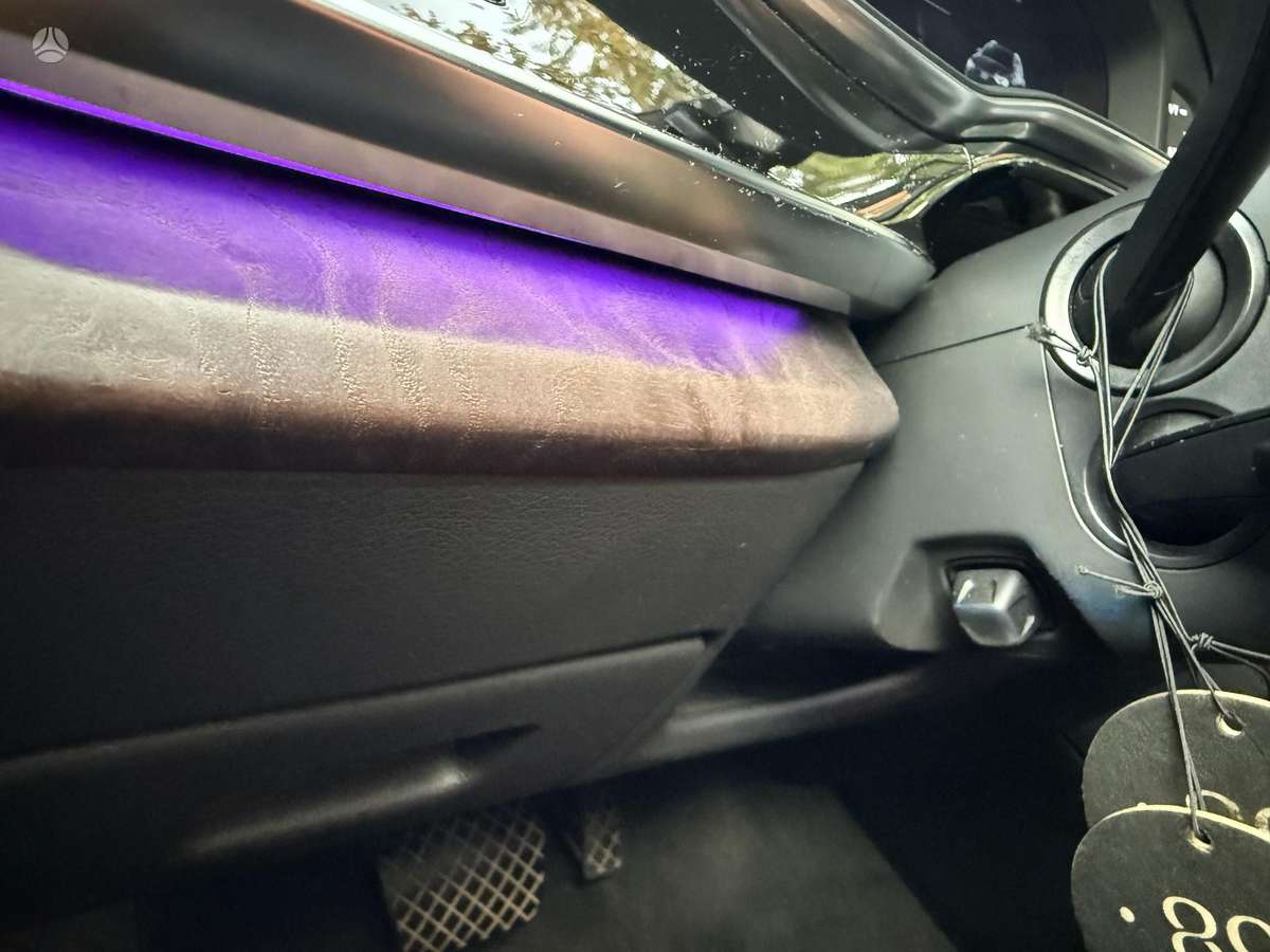 Audi Q8, 3.0 l., off-road / crossover