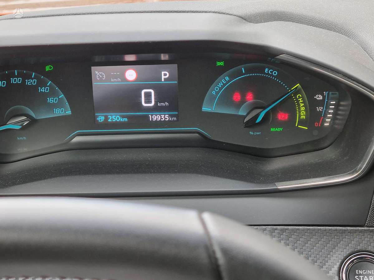 Peugeot 2008, hečbekas