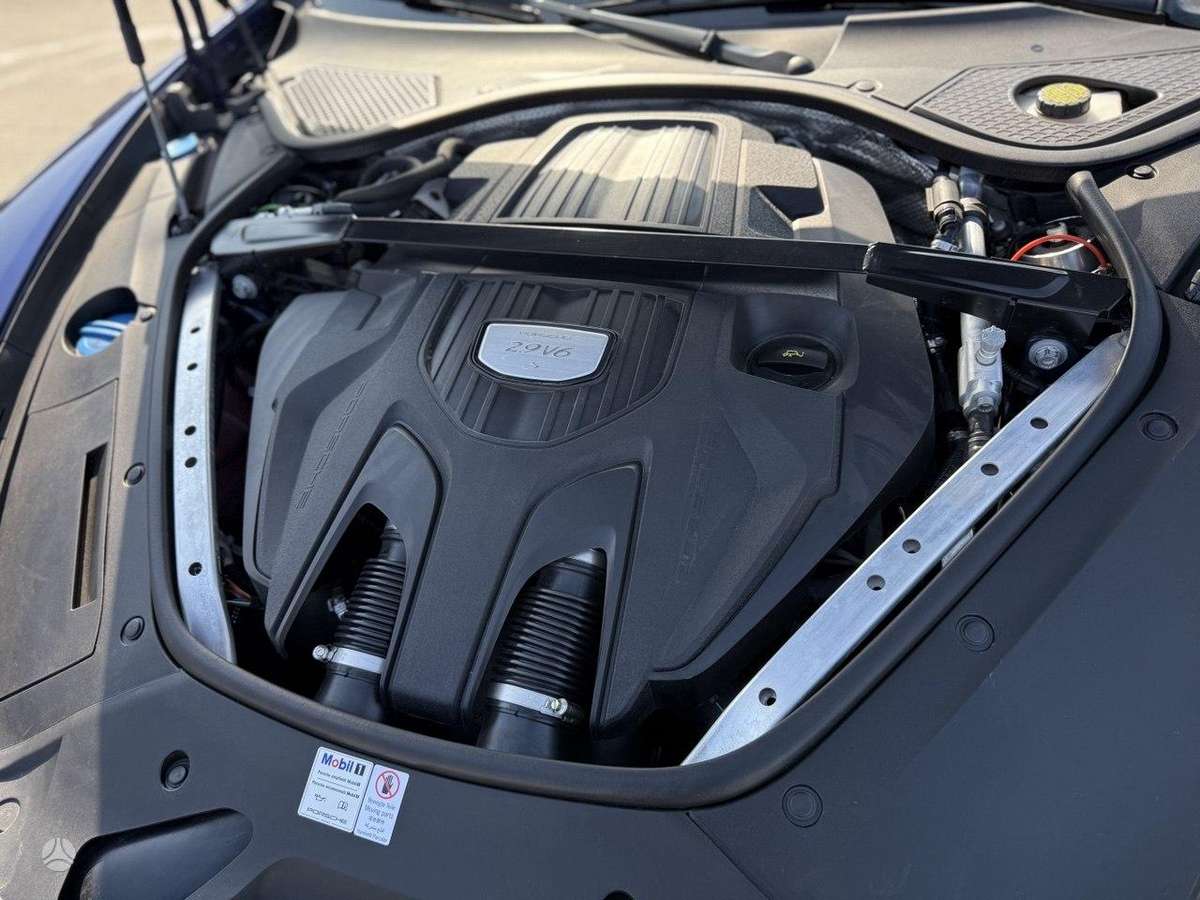 Porsche Panamera, 2.9 l., Хэтчбек