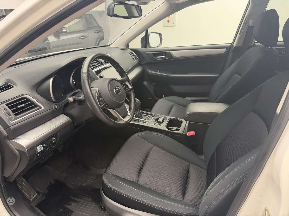 Subaru Outback, 2.5 l., Минивэн