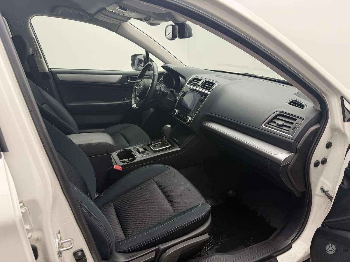 Subaru Outback, 2.5 l., mpv / minivan