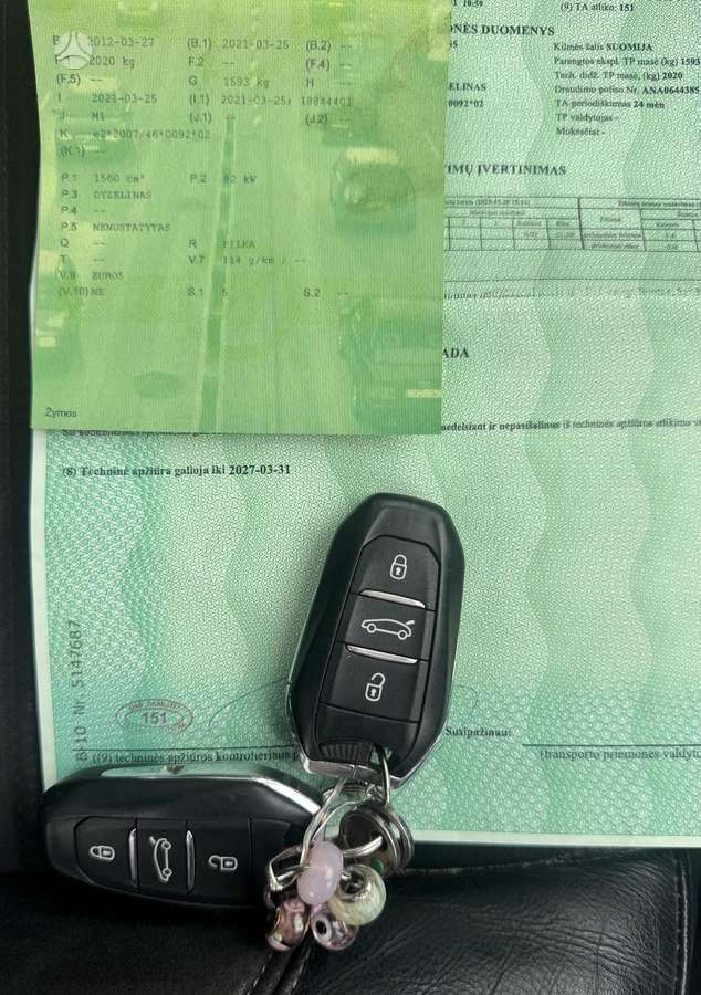 Citroen DS5, 1.6 l., hatchback