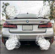 BMW 5 serija dalimis