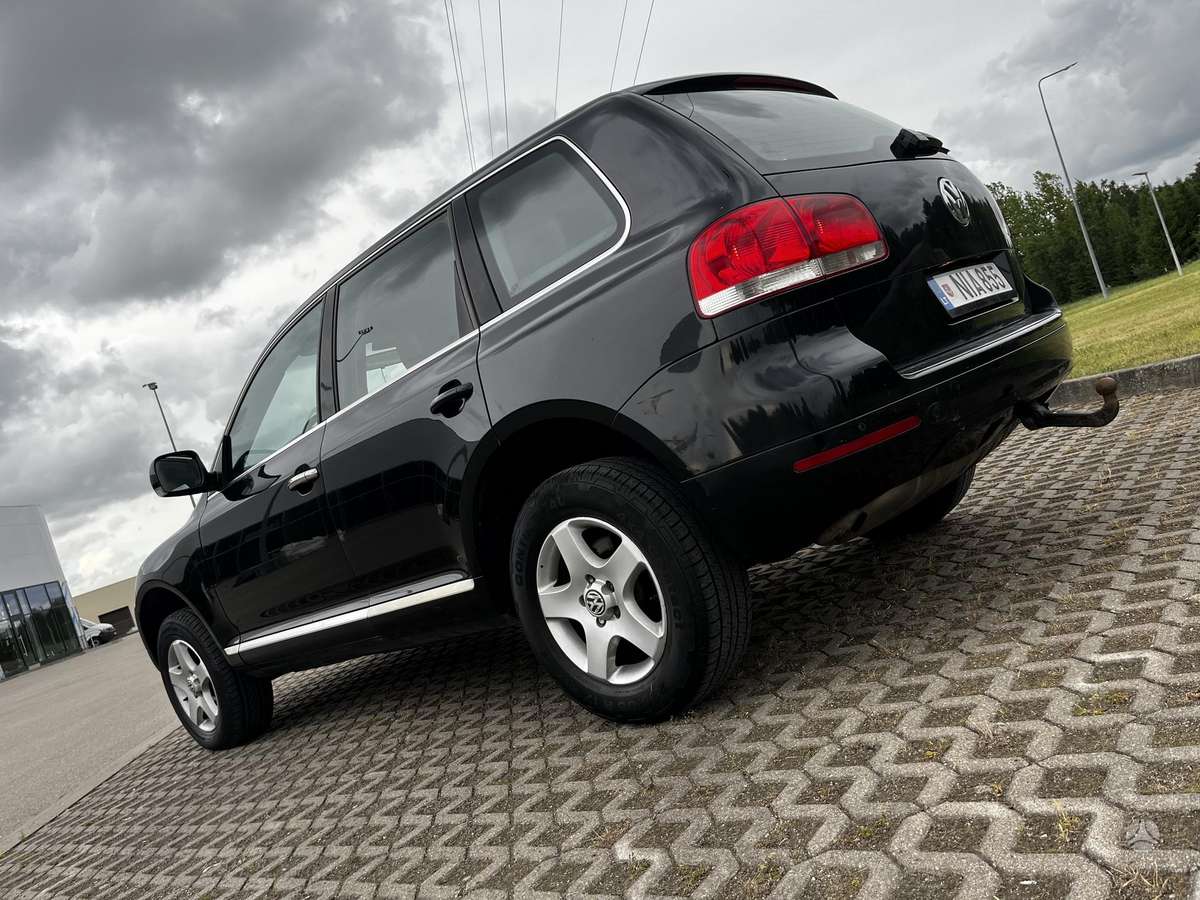 Volkswagen Touareg - 8