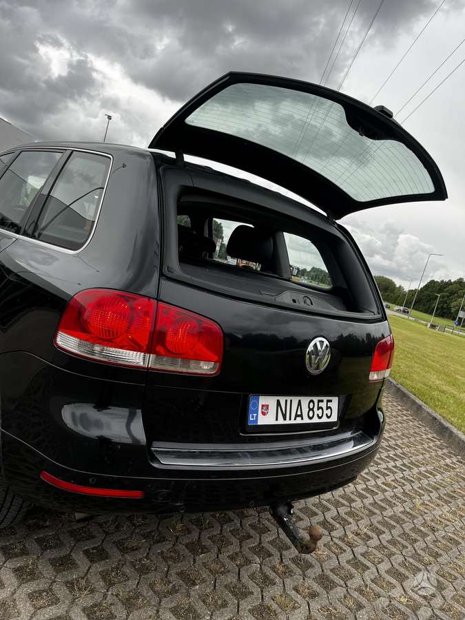 Volkswagen Touareg - 12