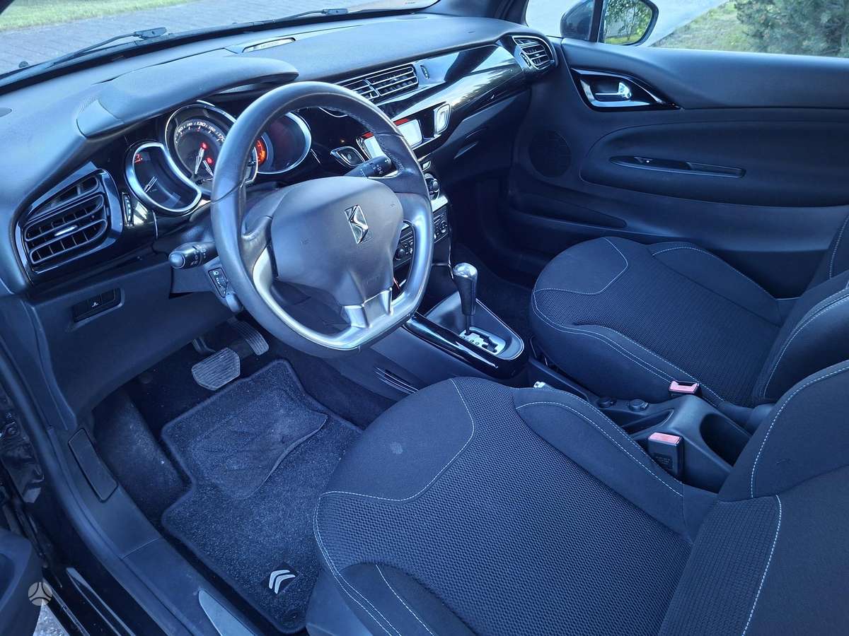 Citroen DS3, 1.6 l., Хэтчбек