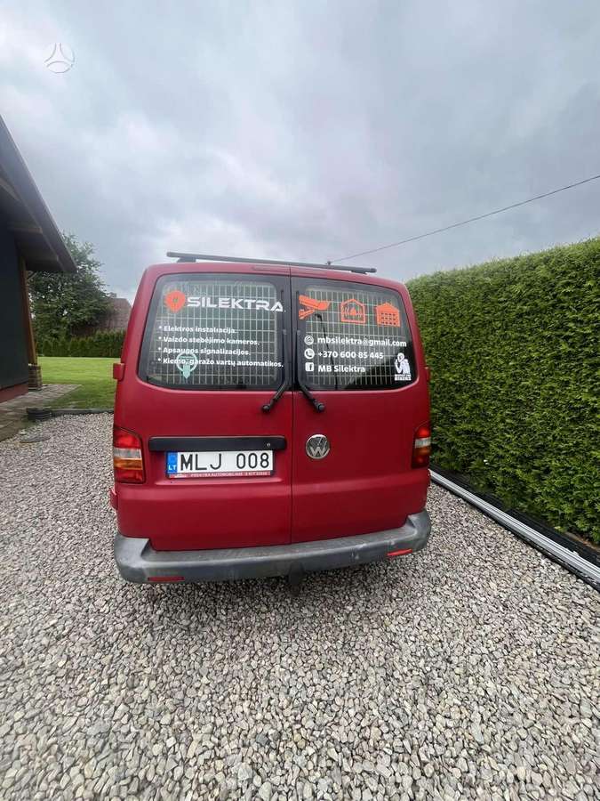 Volkswagen Transporter - 2