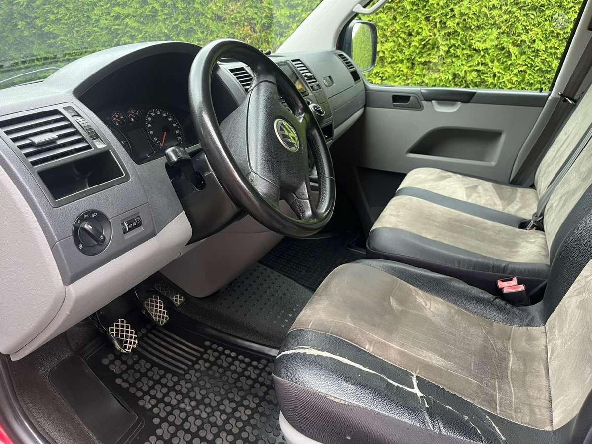 Volkswagen Transporter - 4