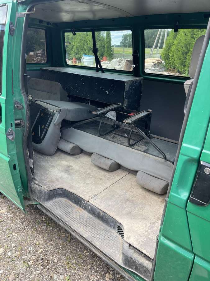 Volkswagen Transporter - 3