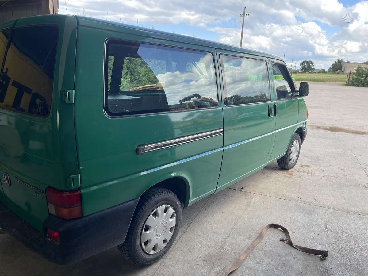 Volkswagen Transporter - 6