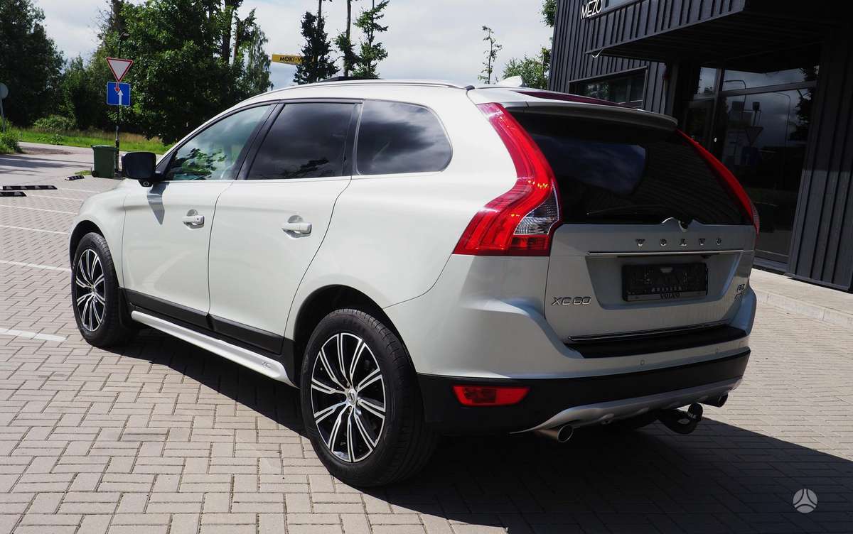 Volvo XC60 - 4