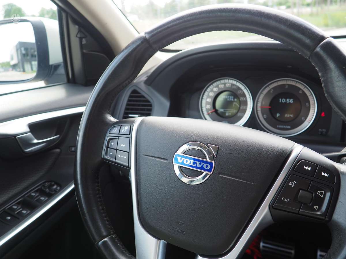 Volvo XC60 - 10