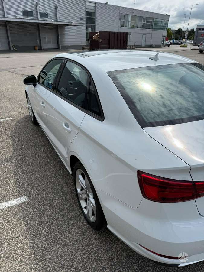 Audi A3, 2.0 l., saloon / sedan