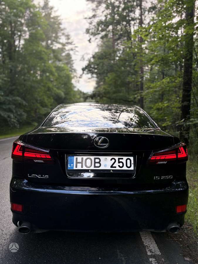 Lexus IS 250, 2.5 l., Седан