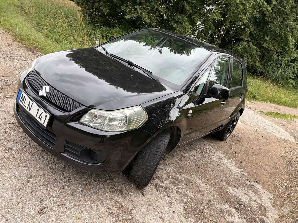 Suzuki SX4, 1.9 l., hatchback