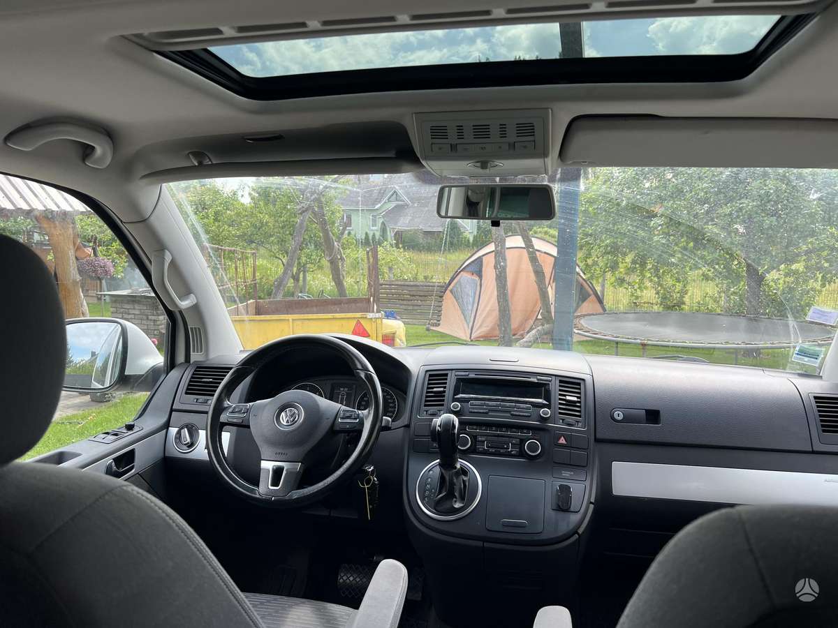 Volkswagen Multivan, 2.0 l., Минивэн