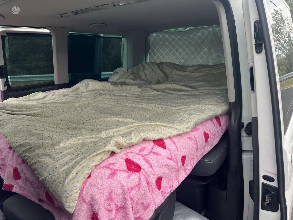 Volkswagen Multivan, 2.0 l., Минивэн