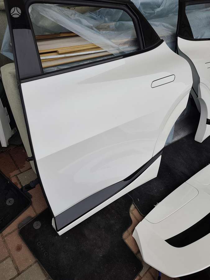Kia EV6, Baltas perlas, rezerves daļās