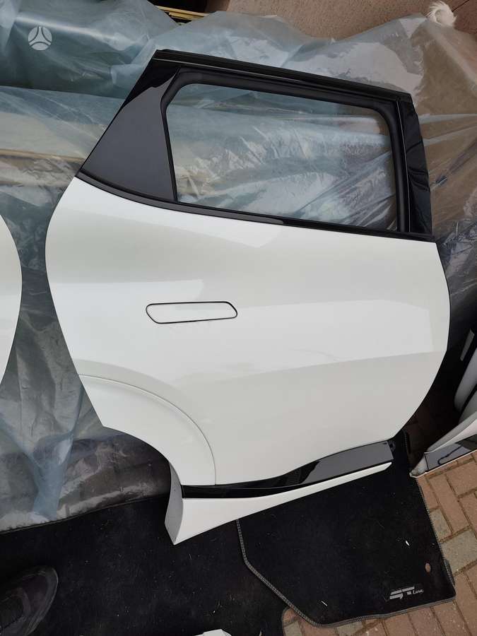 Kia EV6, Baltas perlas, по частям