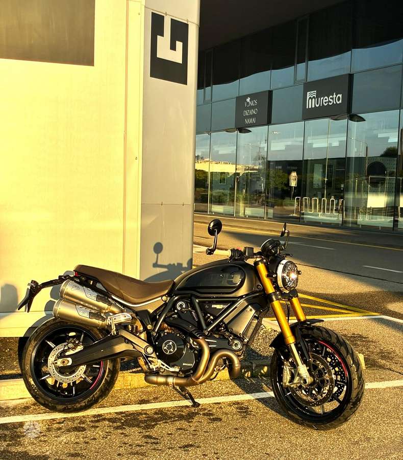Ducati Scrambler 1100cc, street / classic