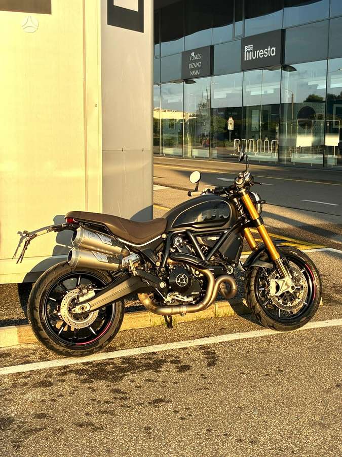 Ducati Scrambler 1100cc, street / classic