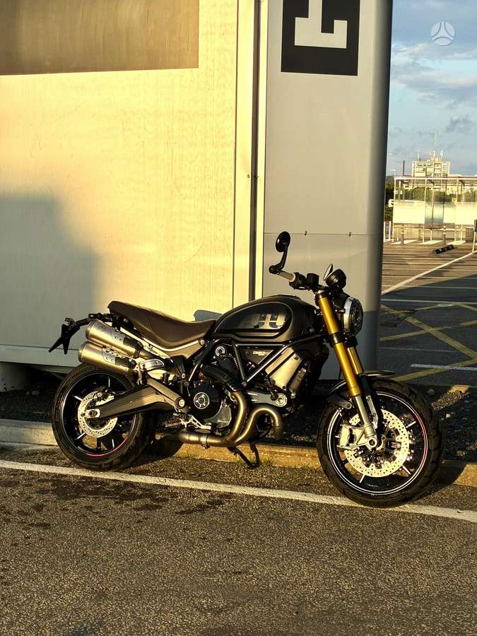 Ducati Scrambler 1100cc, street / classic