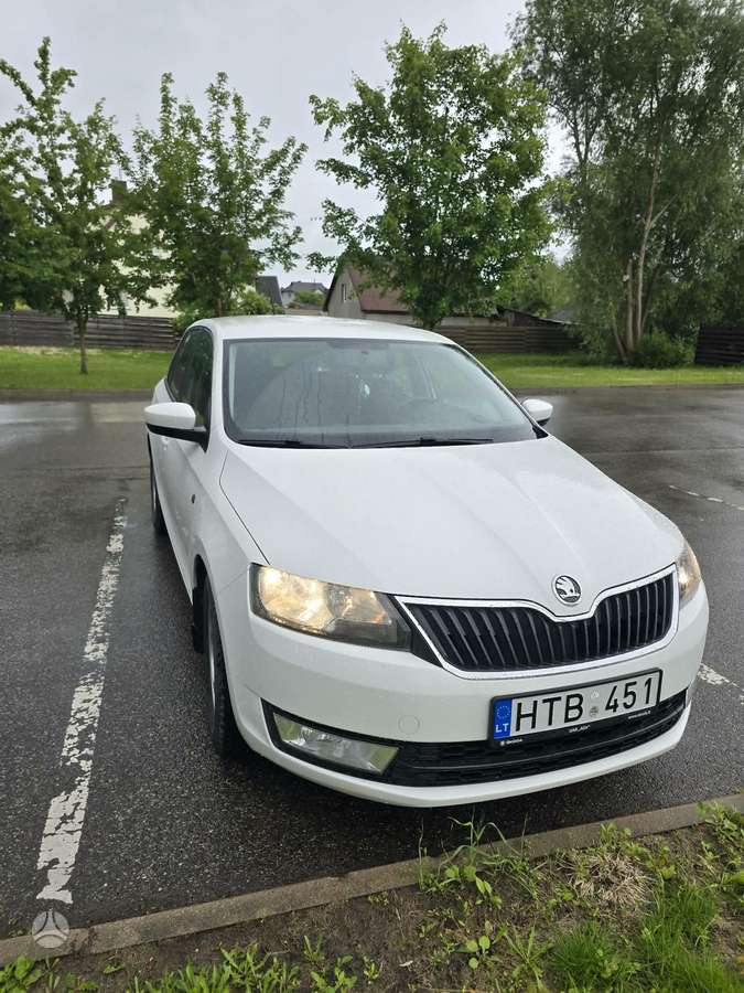 Skoda Rapid, 1.2 l., Хэтчбек