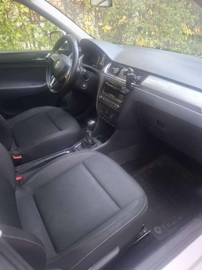 Skoda Rapid, 1.2 l., Хэтчбек