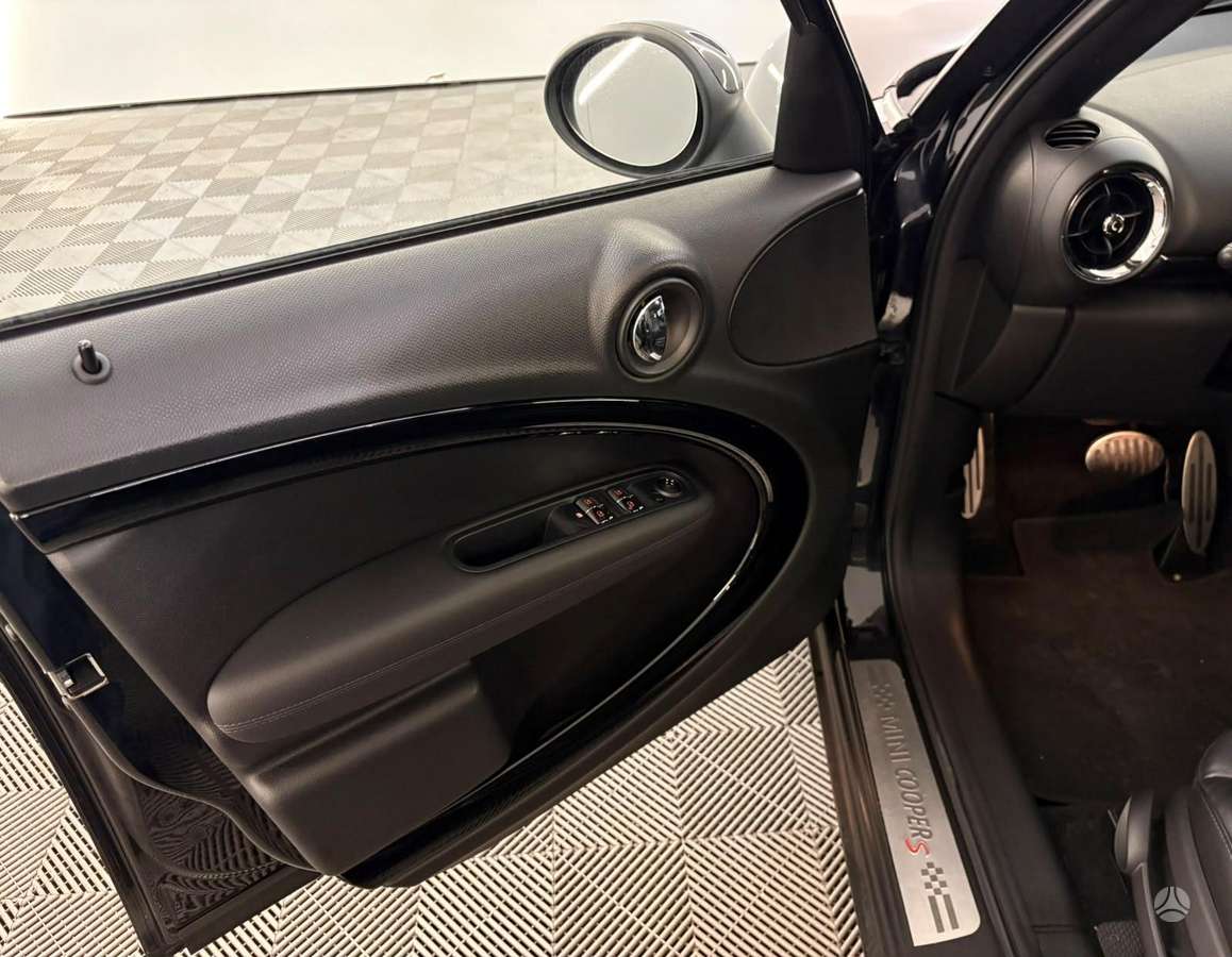 Mini Cooper SD, 2.0 l., visureigis / krosoveris