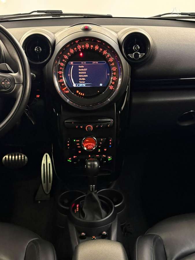 Mini Cooper SD, 2.0 l., off-road / crossover
